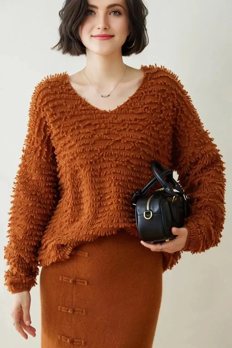 100 Cashmere Chunky Loop-Knit V-Neck Sweater