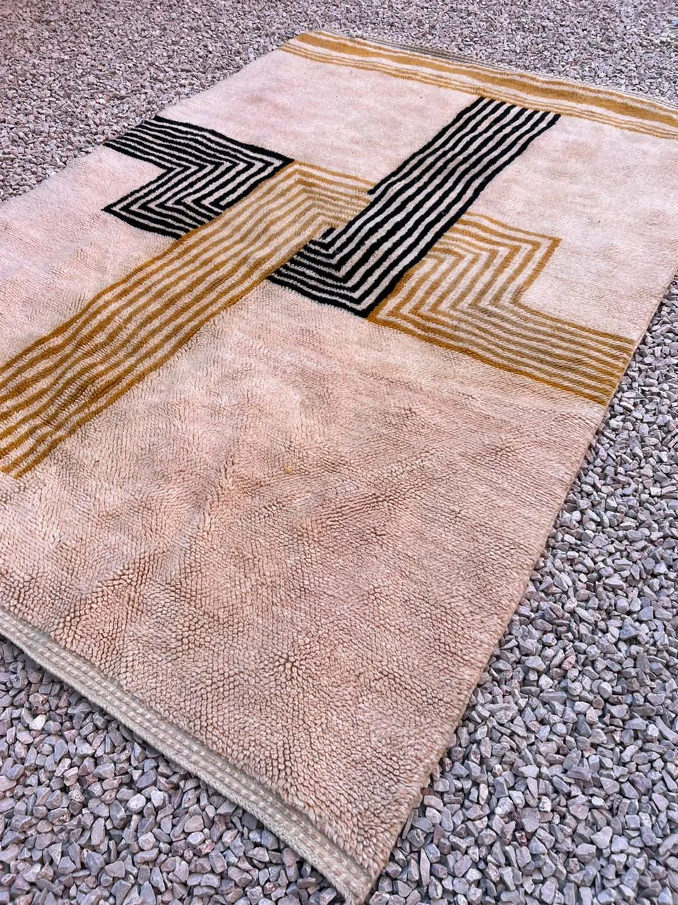 Mrirt Beni Ourain Rug “LEYA” 8’ 5” x 5’ 8”