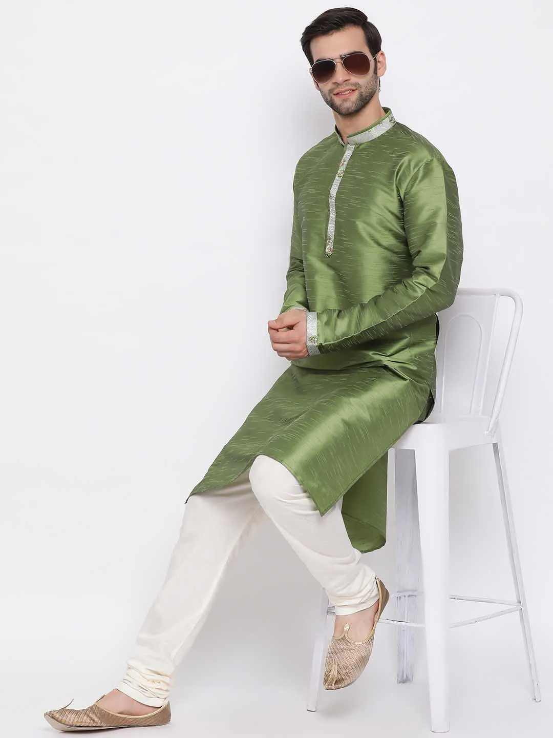 VASTRAMAY Men's Green Silk Kurta Pyjama Set