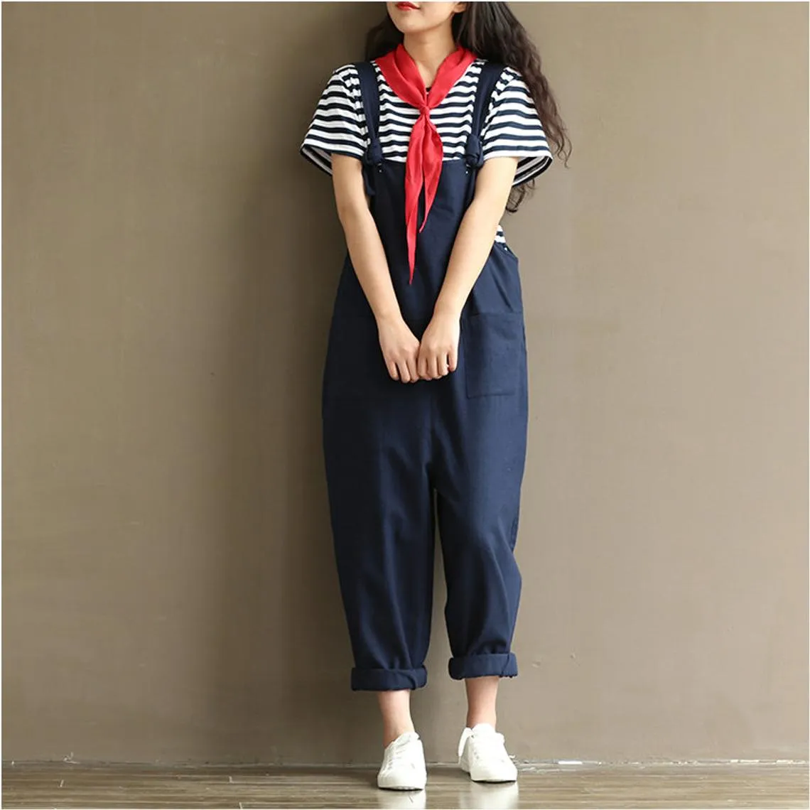 Womens Loose Fitting Minimalist Elegant Cotton Overalls With Pocket